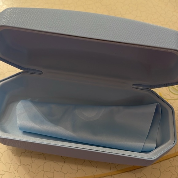 Swarovski Clamshell Eyeglasses Sunglasses Case with Cloth. Blue color - Picture 8 of 9